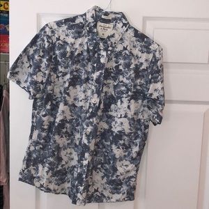 Blue Floral button down